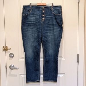 EUC Old Navy 16 the Power Jean aka Perfect Straight Ankle